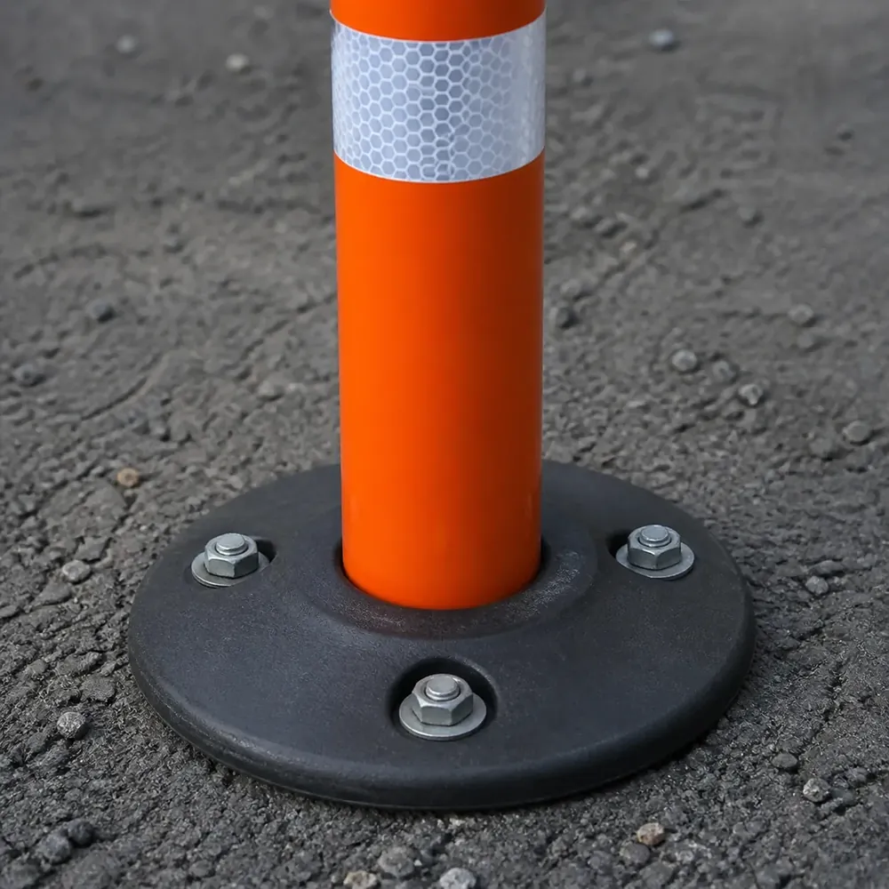 TPU flexible delineator post — Reflective collar